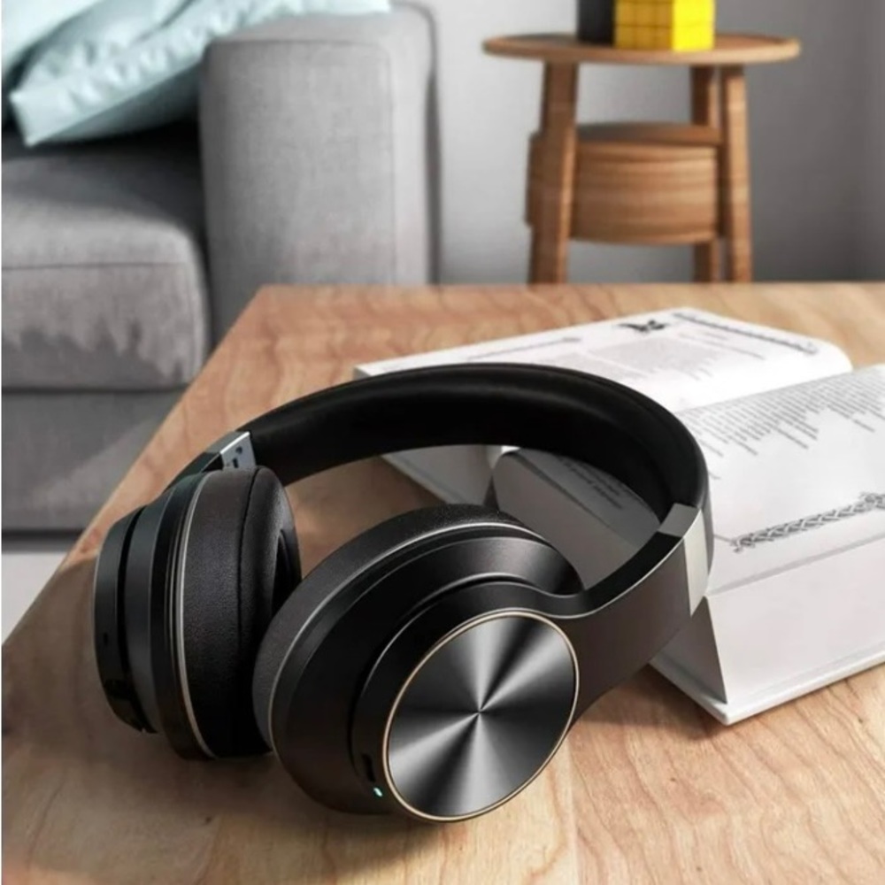 Sound Bound Wireless Bluetooth Over-Ear Headphones - Black